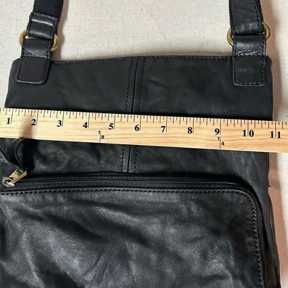 Vintage Fossil Black Leather Crossbody Front Flap Pocket Note Photos For Flaws - Picture 13 of 16